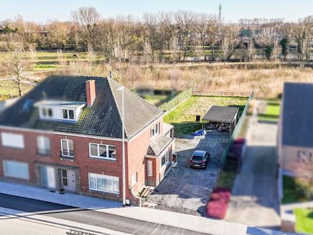 Halfopen woning op toplocatie met prachtig uitzicht op De K