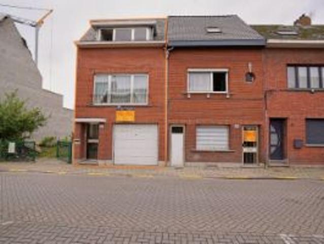 Halfopen bebouwing met 3 slaapkamers te Willebroek