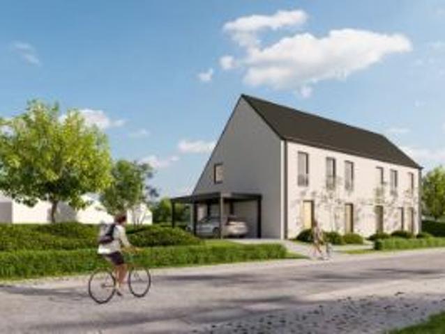 Halfopen nieuwbouw met grote tuin en carport