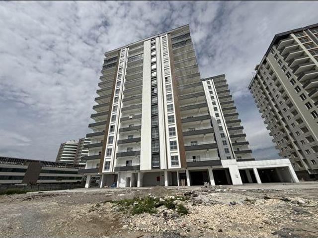 HALİL GAYRİMENKULDEN YENİ HASTANE KARŞISI ACİL SATILIK 2+1 KUPON DAİRE