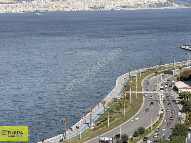Halil Rıfat Paşada Deniz Manzaralı Kupon Daire