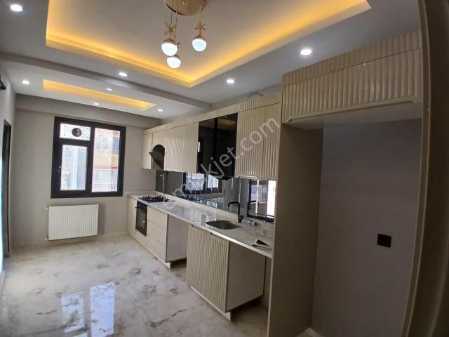 Haliliye Ahmet Yesevi 3+1 Cam Balkonlu Satılık Daire