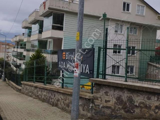 Halitpaşada Ada Mudanya Sitesinde Havuzlu 2+1 Kiralık Daire