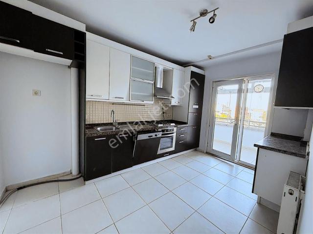 Halkalı Atakent Avupapa Konutları 1 Temiz Bakımlı Kiralık 3+1