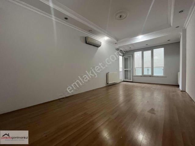 Halkalı Merkez'de 3+1 İskanlı Kat Mülkiyetli 110m2 Daire!