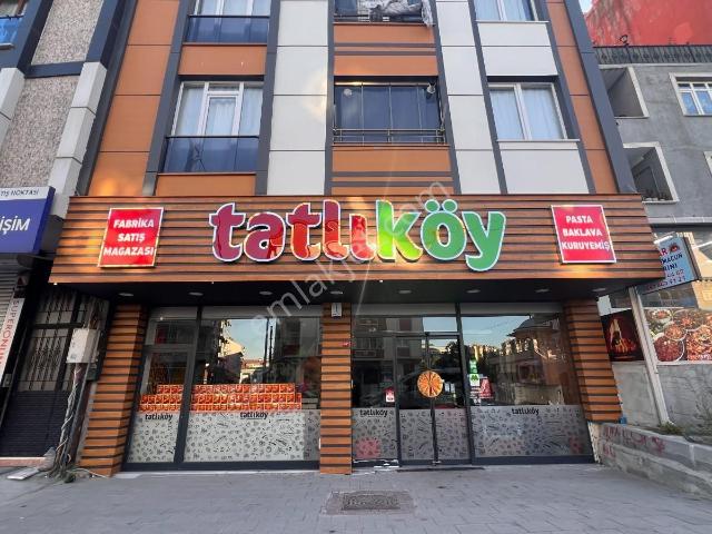 Halkalı Yenidoğan İstasyon Mah.cadde Üzeri Giriş Satılık İşyeri