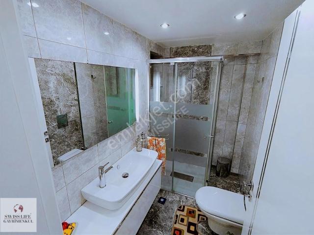 Hallaçlar'da Doğayla İç İçe Ultra Lüks 450m² Satılık Villa
