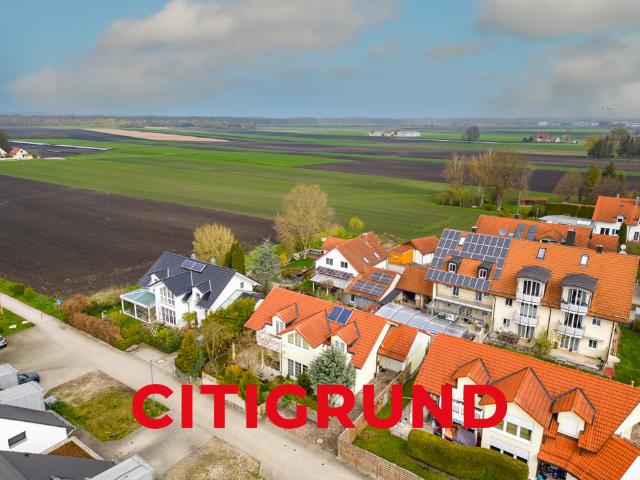 Hallbergmoos Ca. 233 m² großes Anwesen mit viel Platz für die Familie & sonniger Gartenterrasse