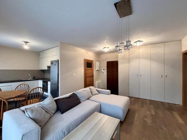 Hallera 52 m², Wrocław