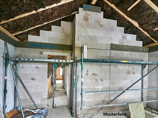 Hallo Handwerker aufgepasst: Einfamilienhaus, Anbau und Garage