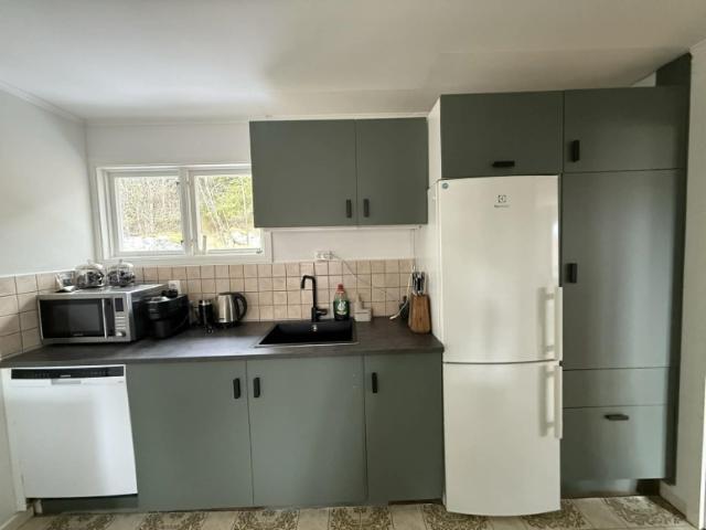 Hallstavik 4rok 12mån 11.500kr/mån