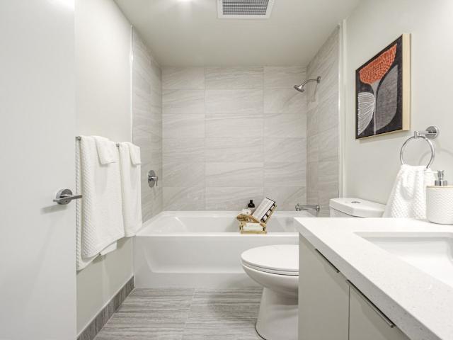 Hälsa 230 Royal York 1 Bedroom Apartment for Rent at 230 Royal York Rd, Toronto, ON M8V None New Toronto