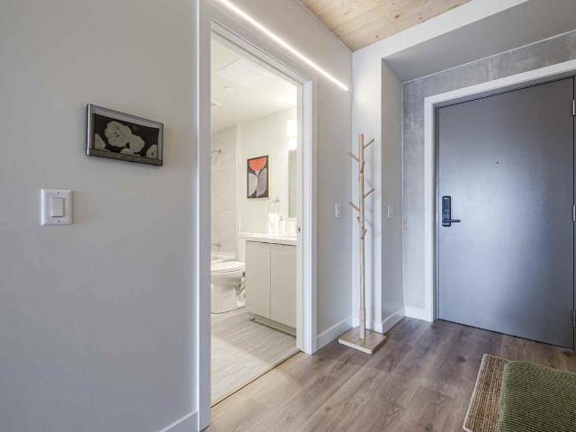 Hälsa 230 Royal York 2 Bedroom Apartment for Rent at 230 Royal York Rd, Toronto, ON M8V None New Toronto