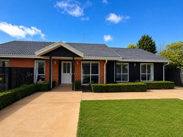 halswell, 5 bedrooms