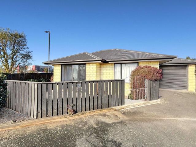 halswell, 2 bedrooms