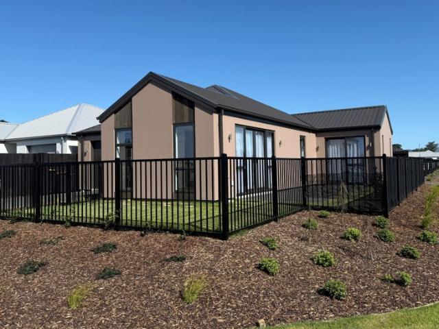 halswell, 3 bedrooms