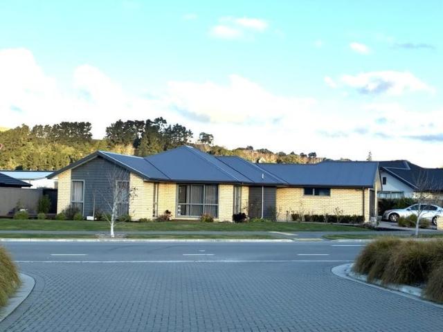 halswell, 3 bedrooms