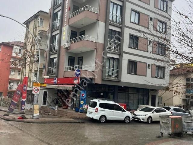 Harun Emlaktan Fırat Mahallesinde Satılık 3+1 Daire