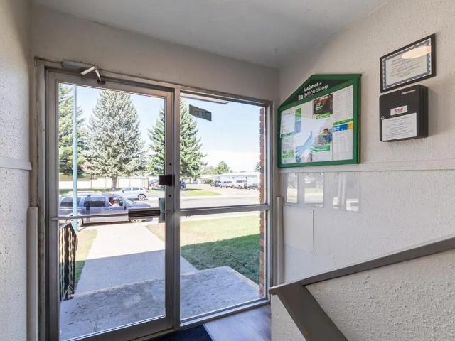 Harvester Apartments 2 Bedroom Apartment for Rent at 2253 Southview Dr Se, Medicine Hat, AB T1B 1R5 Southview