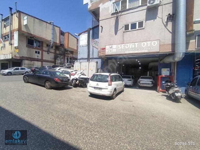 Haramidere Sanayi de Devren Kiralık Köşe Dükkan