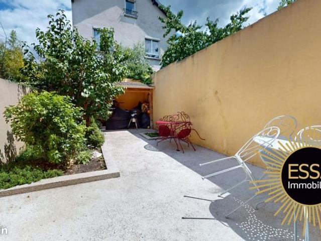 Haras 4 pièces 79 m²