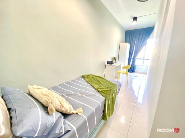 Hard Find Room Rent With NO Deposit? Let's Try Us Now Near To MRT Taman Midah