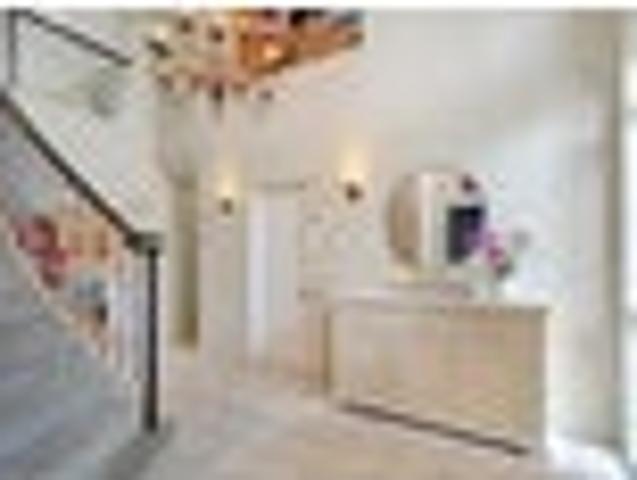 Hard to find. Easy to love. 1400m2 in Rolleston