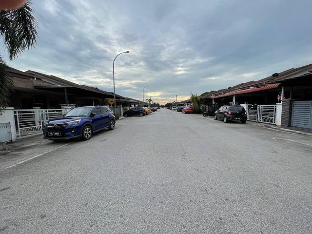 Harga MurahSingle storey Kristal 2 Bandar Putera 2 Jln Kebun Nenas