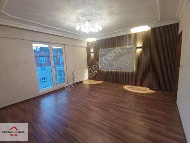 Harika Konumda Geniş 3+1 Masrafsız Cadde Manzaralı Daire