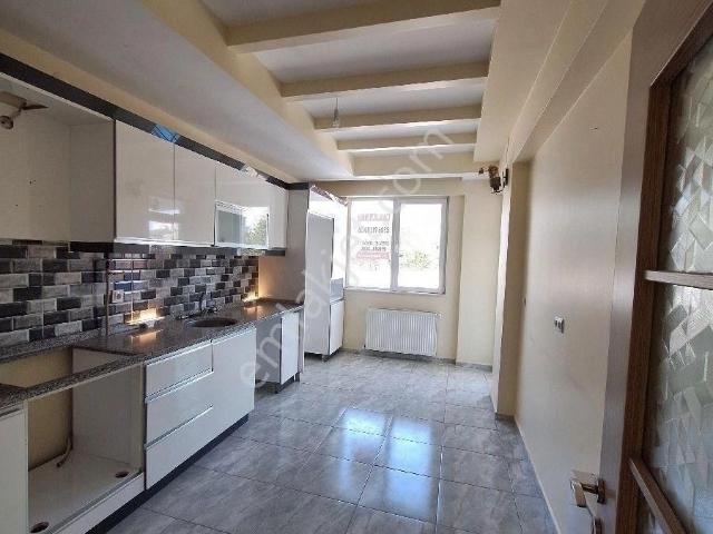 Harman Mah. İlkokula Yakın Sitede Kiralık Daire