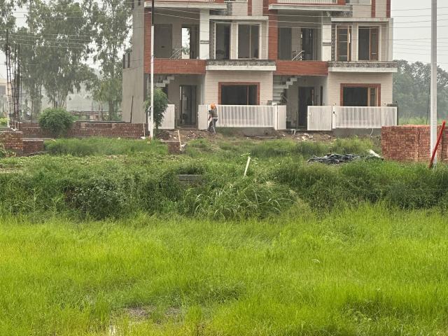 Harman Property Advisor 3 Bedroom 1730 Sq. Ft. Apartment in Kharar Landran Road Mohali Listing ID: #10209