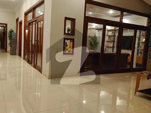 Harmain royal resistancy luxury flat west open vip facing for rent harmain royal residency