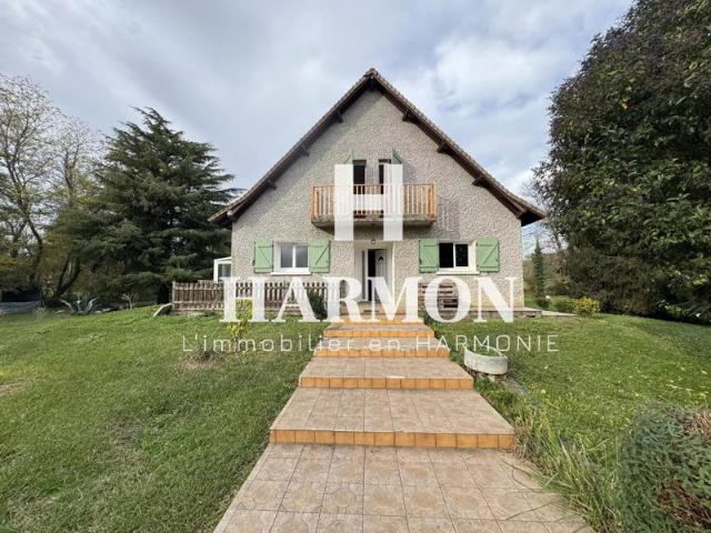 Harmon à vendre: maison sur un terrain de 4000 m2 à Morlanne !