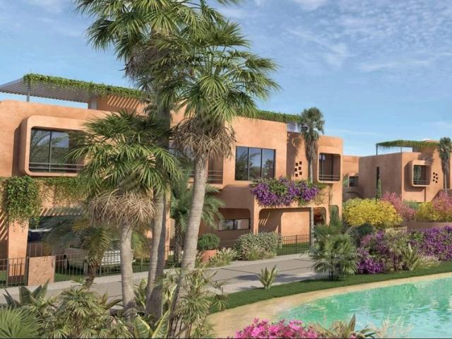 Harmon: Villa moderne à Marrakech avec piscine et jardin luxuriant
