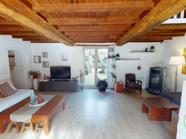 Harmonie maison avec grand jardin