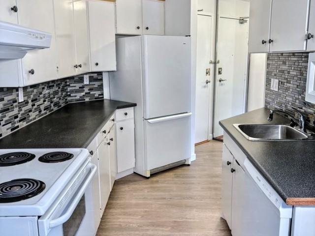 Haro 1 Bedroom Apartment for Rent at 1045 Haro St, Vancouver, BC V6E 3Z8 West End