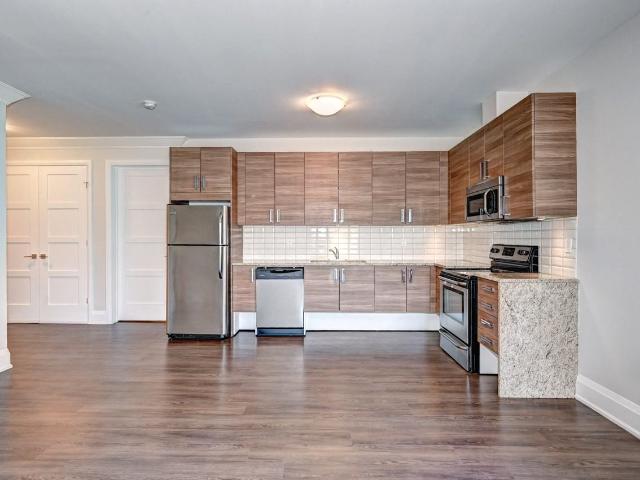 Harris Place Apartments 2 Bedroom Apartment for Rent at 555 Park Rd N & 335 Dunsdon St, Brantford, ON N3R 0B4 Brier Park