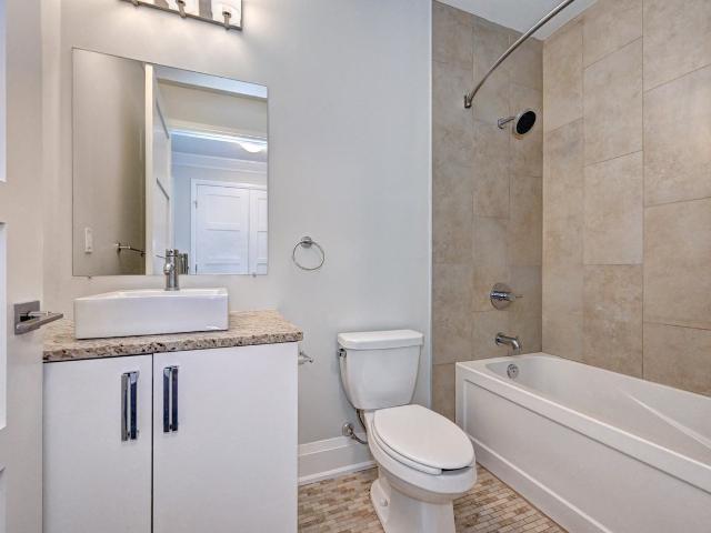Harris Place Apartments 2 Bedroom Apartment for Rent at 555 Park Rd N & 335 Dunsdon St, Brantford, ON N3R 0B4 Brier Park