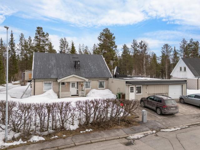 Harrvägen 1