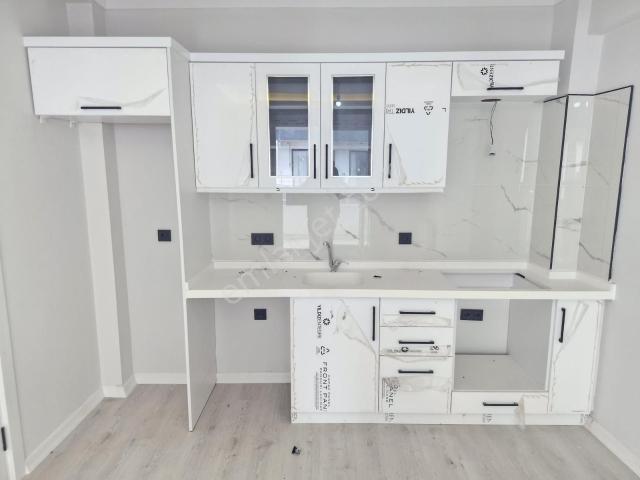 Hastane Bölgesinde Sıfır 2+1 Arakat Kiralık Daire