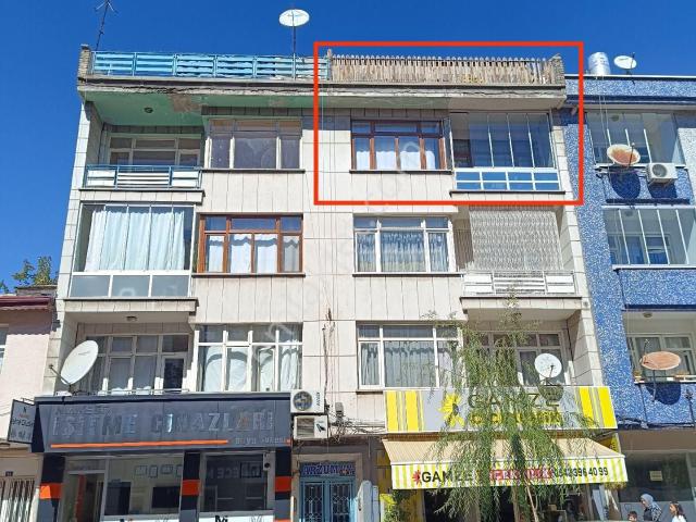 Hastane Cad Cepheli Masrafsız Muhteşem 3+1 Daire + 2 Odali Teras!