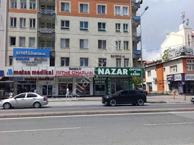 Hastane Caddesinde Temiz Bakımlı Satılık 3+1 Daire