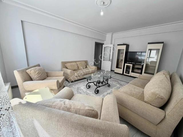 Hastane Karşısı Cadde Üzeri Full Eşyalı Asansörlü Kiralık!