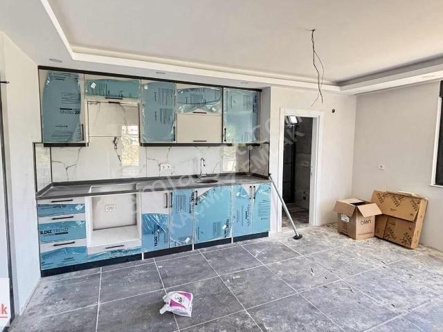 Hastane Üstünde Satılık 1+1 Fısat Daire