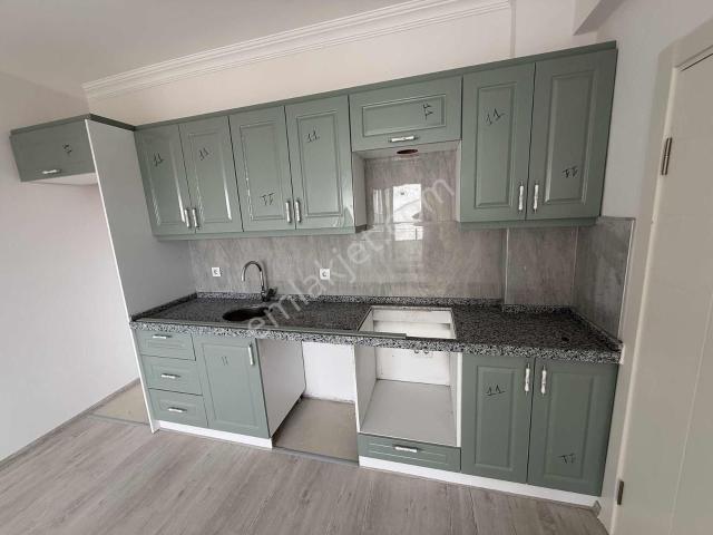 Hastane Ve Okula Komşu 2+1 Kiralık Sıfır Daire