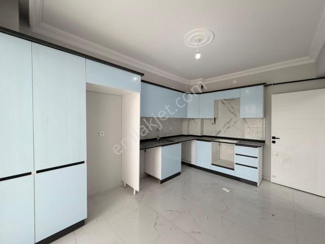 Hastane Yakınında Ara Kat, Yerden Isıtmalı Sıfır 2+1 Kiralık!
