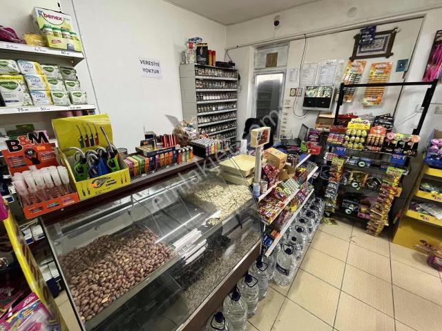 Hasan Basri Çantay Mahallesi'nde Devren Kiralık İş Yeri Market