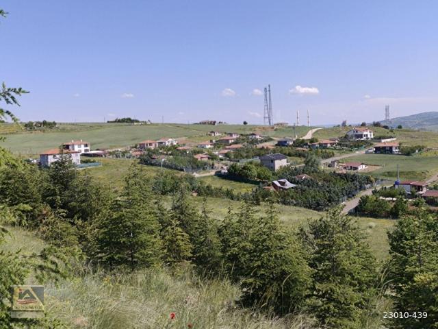 HASANOĞLANDA 779M2 KÖŞE BAŞI İMARLI KONUT ARSASI