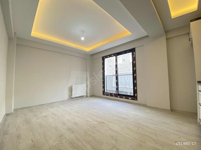 HASANAĞA ve ÜÇKUYULAR MEYDAN DİBİ ASANSÖRLÜ SIFIR 1+1