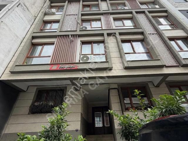 Hasanağa Ve Üniversite Yakını 2+1 Çift Cephe Fırsat Daire